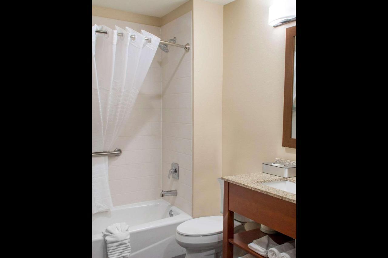 Mainstay Suites Edinburg Eksteriør billede