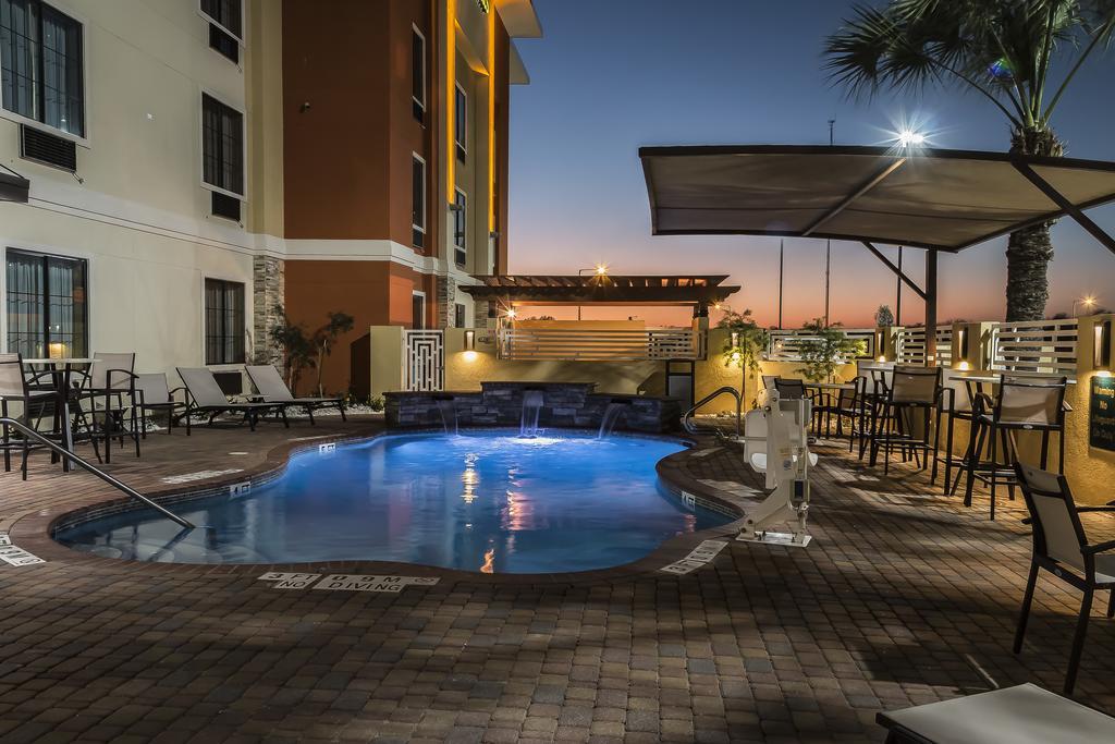 Mainstay Suites Edinburg Eksteriør billede