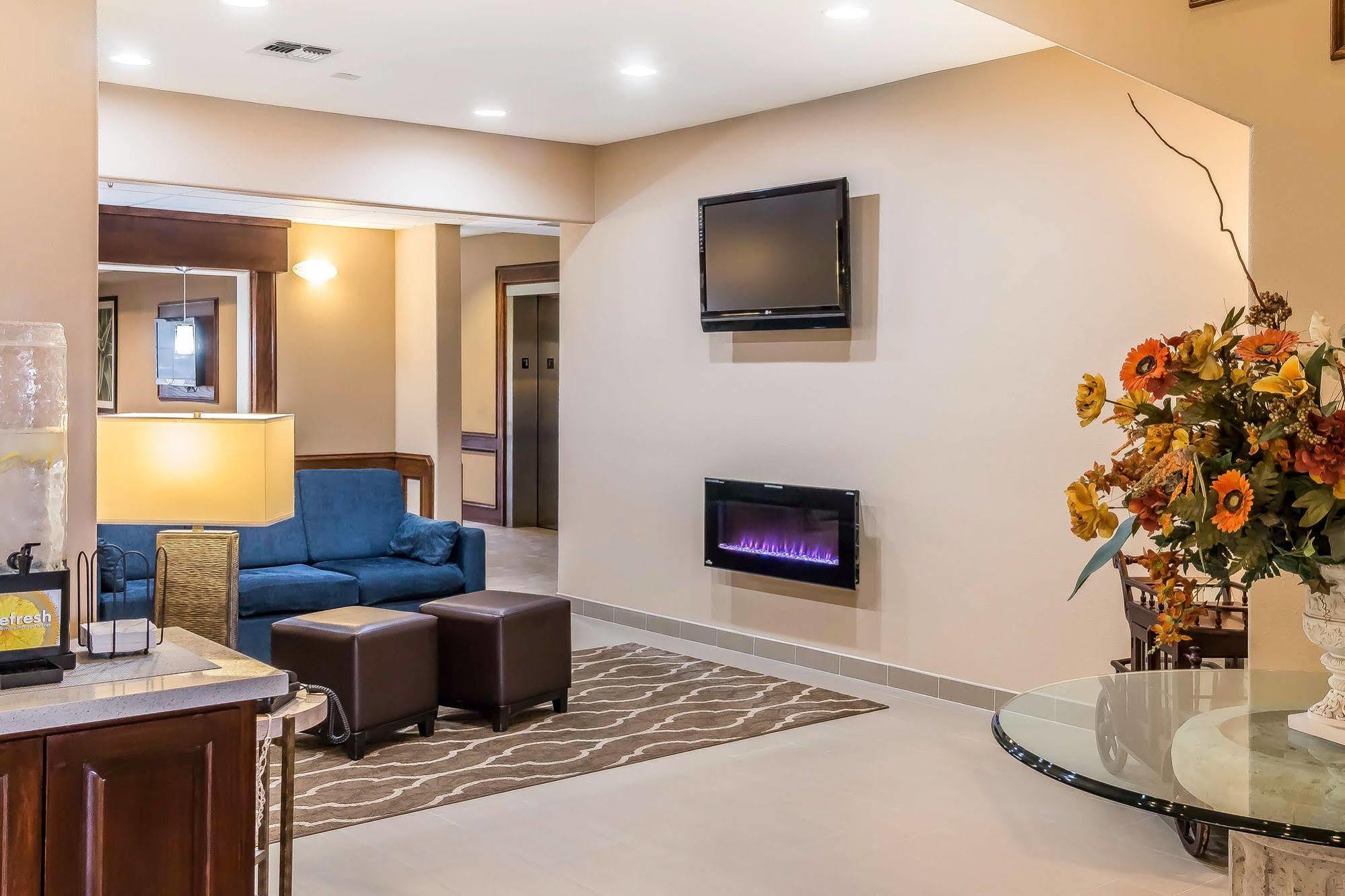 Mainstay Suites Edinburg Eksteriør billede