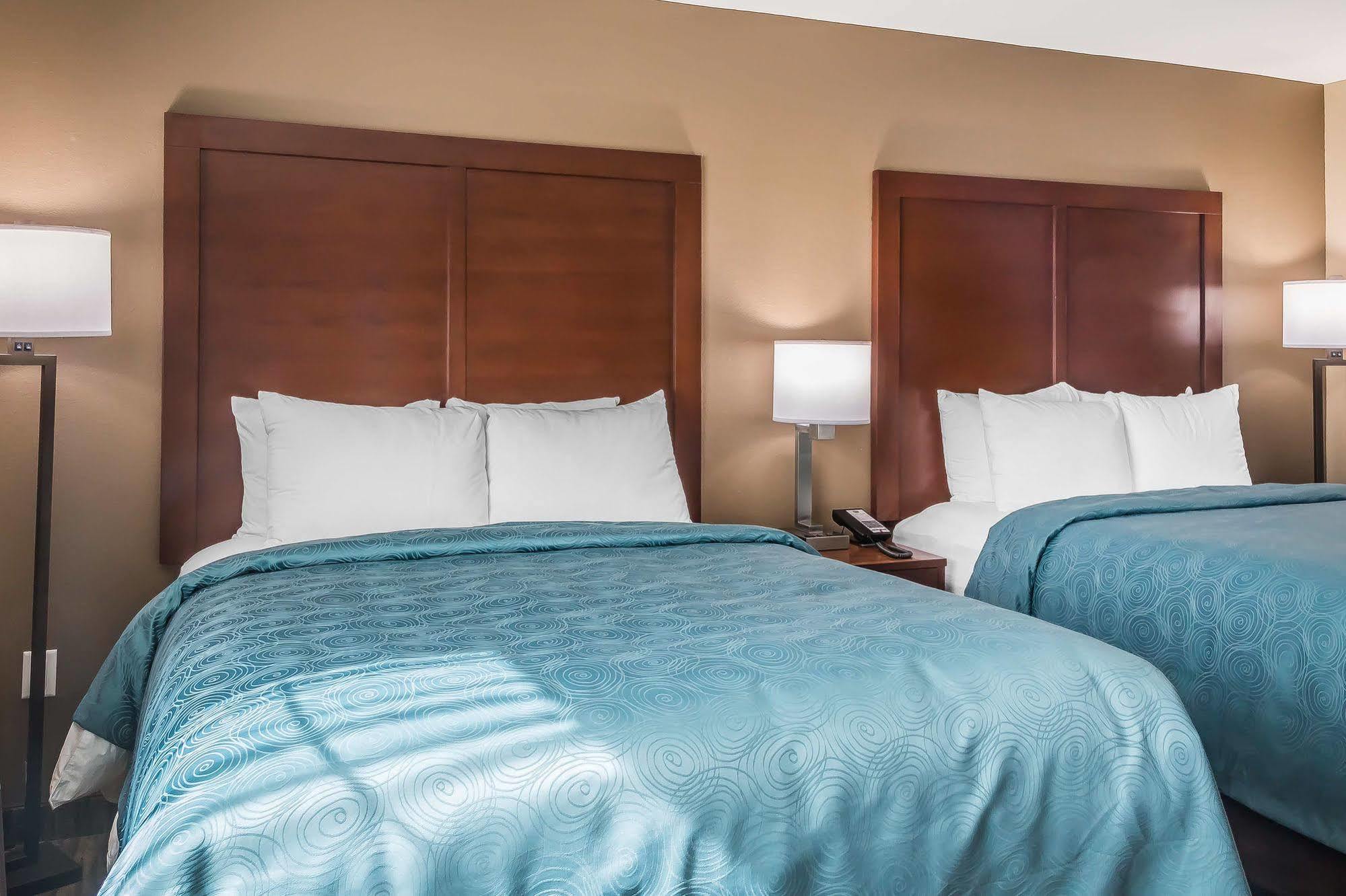 Mainstay Suites Edinburg Eksteriør billede