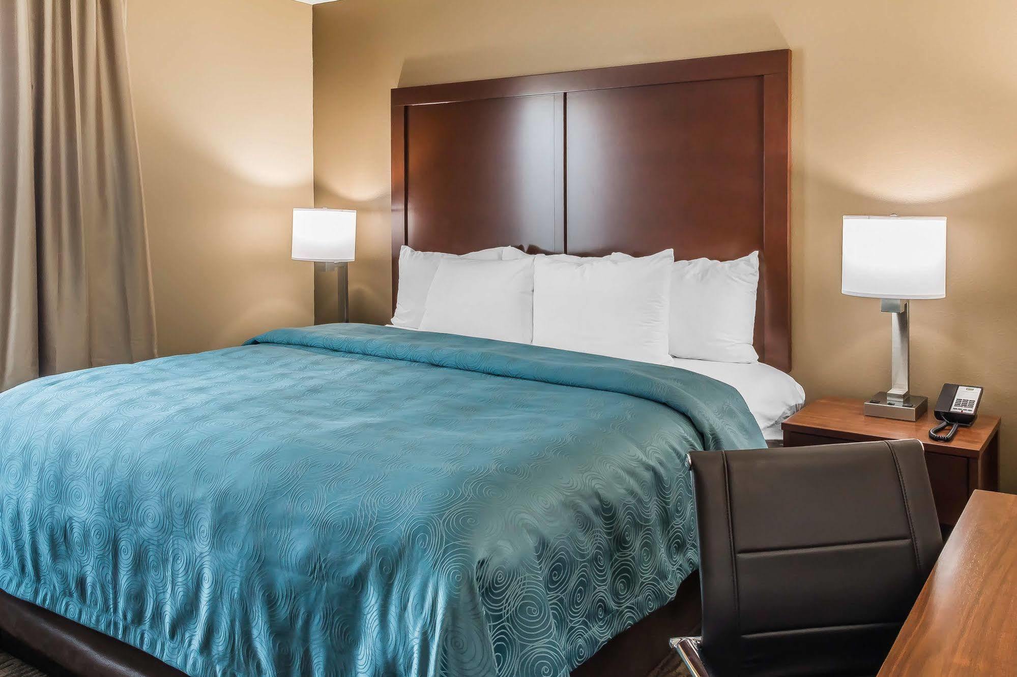 Mainstay Suites Edinburg Eksteriør billede