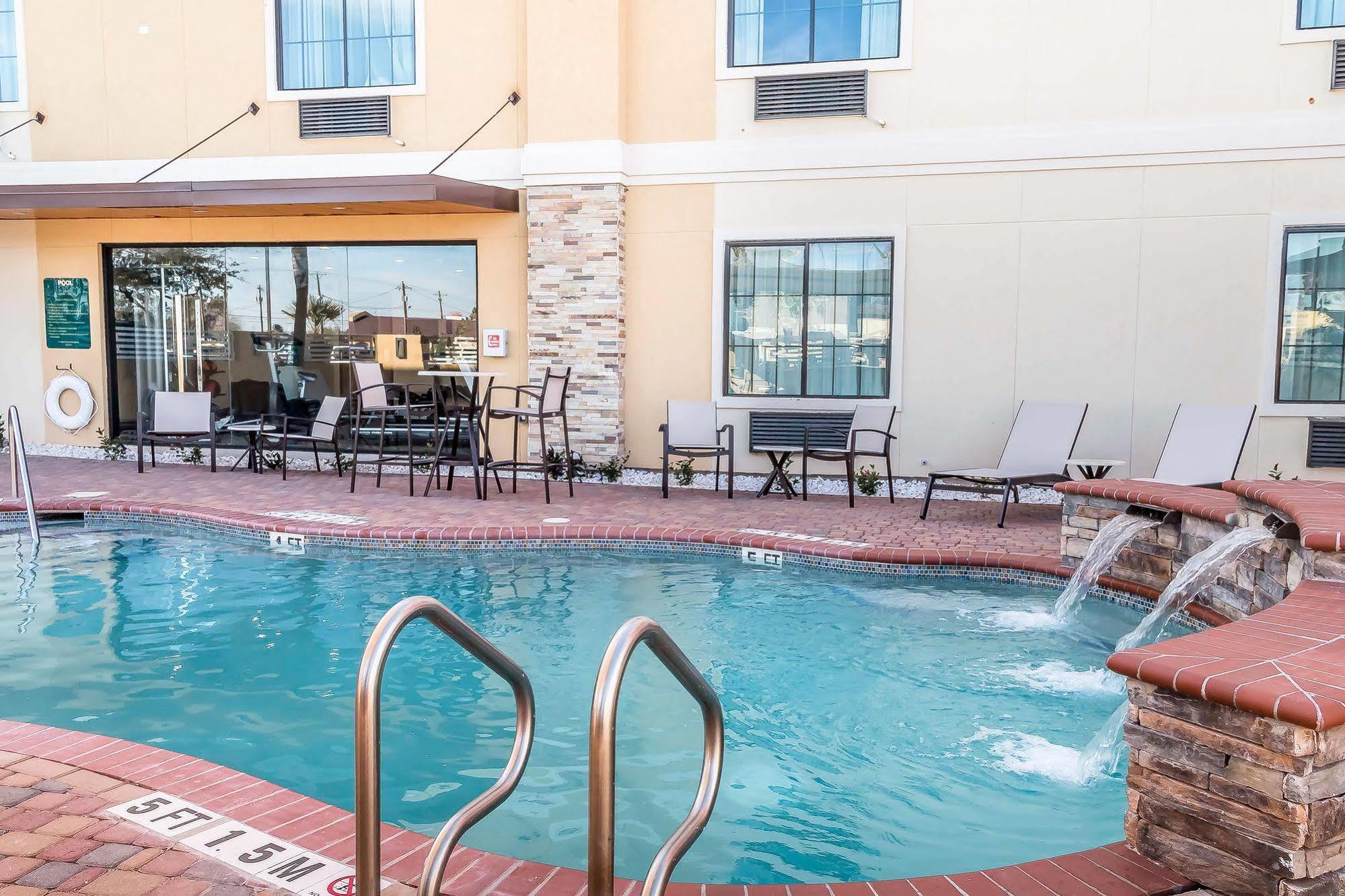 Mainstay Suites Edinburg Eksteriør billede