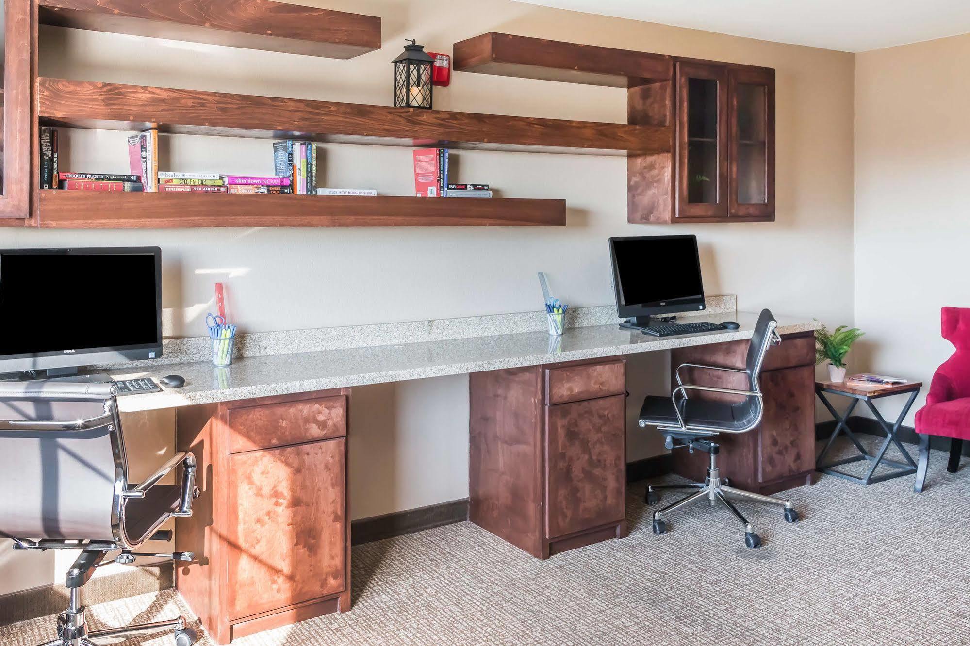 Mainstay Suites Edinburg Eksteriør billede